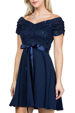 Load image into Gallery viewer, The Formal Mini