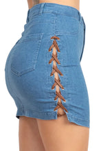 Load image into Gallery viewer, Daisy Crop Top