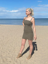 Load image into Gallery viewer, Safari Dress - Pink Canary