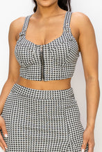 Load image into Gallery viewer, TANNER SKORT - Pink Canary