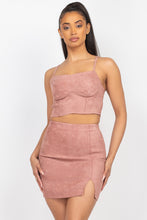Load image into Gallery viewer, Nikki Crop Top - Pink Canary